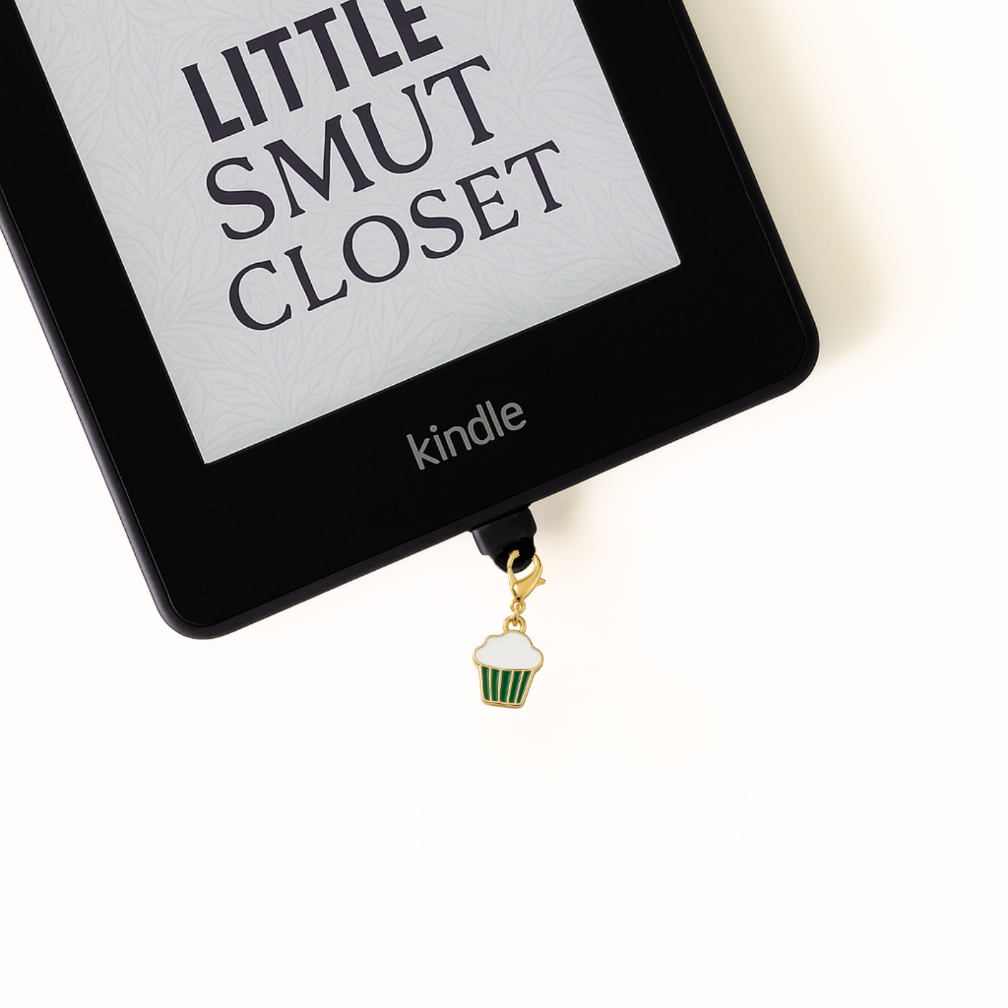 Muffin Kindle Charm