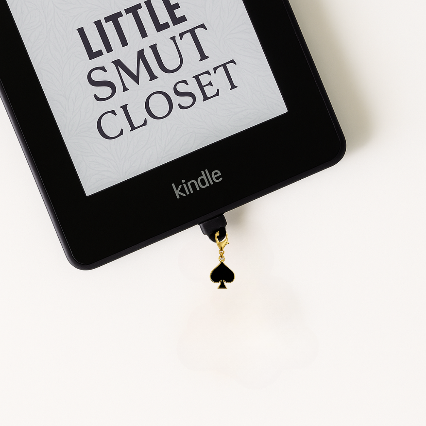 Spade Kindle Charm